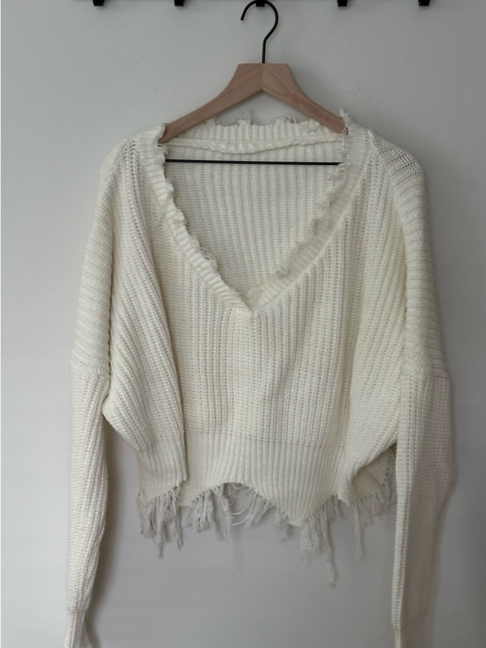 Cream Distressed Cropped Knit Sweater (One Size)